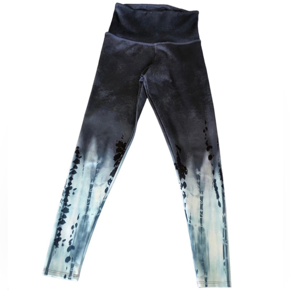 Onzie Tie Dye Leggings